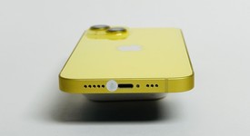 Good
													Apple iPhone 14 - Unlocked, Yellow, 128 GB, A2649, photo 4 of 10