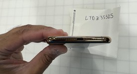 Good
													Apple iPhone 11 Pro Max - Unlocked, Gold, 64 GB, A2161, photo 4 of 7