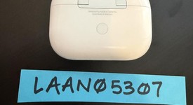 Used
													Apple AirPods Pro - MagSafe Case, photo 2 of 6