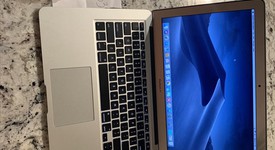 Good
													MacBook Air 2015 - 13" - Silver, 512 GB, 8 GB, photo 2 of 6