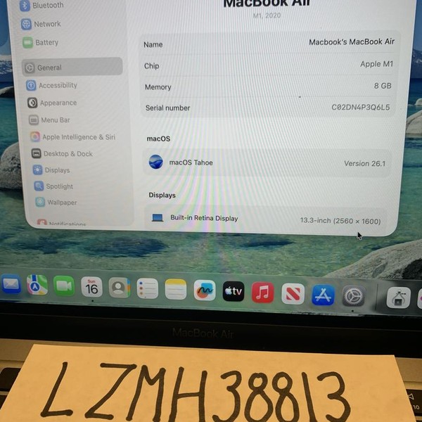 MacBook Air 2020 - 13 inch - 512 GB, Gray, 8 GB, Apple M1