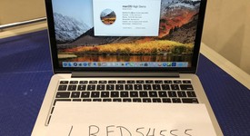 Mint
													MacBook Pro 2015 (Retina) - 13" - Silver, 1 TB, 16 GB, photo 1 of 7