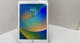 Mint
													Apple iPad 6th Gen - Wi-Fi, Gold, 32 GB, A1893, photo 1 of 6