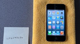 Good
													Apple iPod Touch 4th Gen - Wi-Fi, Black, 32 GB, photo 1 of 7