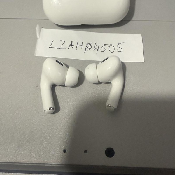 Apple AirPods Pro 2 - USB-C