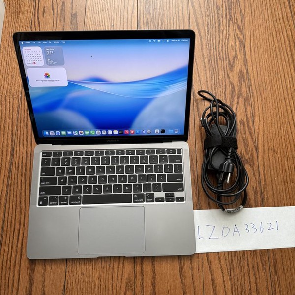 MacBook Air 2020 - 13 inch - 256 GB, Gray, 8 GB, Apple M1