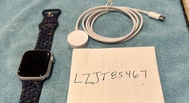 Good
													Apple Watch Series 9 45mm - Unlocked, Silver, A2984 - Cellular, Aluminum, photo 1 of 12