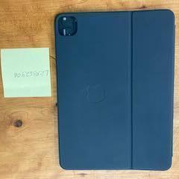 Apple Magic Keyboard for iPad Pro - Black