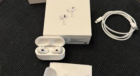 Used
													Apple AirPods Pro 2 - Lightning, photo 1 of 12