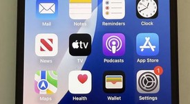 Good
													Apple iPhone 12 - Unlocked, Black, 64 GB, A2172, photo 1 of 11