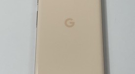 Good
													Google Pixel 8 - Unlocked, Rose, 128 GB, 8 GB, G9BQD, Sub-6 5G, photo 3 of 7