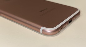 Good
													Apple iPhone 7 - Unlocked, Rose Gold, 32 GB, A1778, GSM, photo 4 of 9