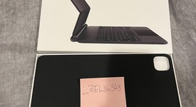 Used
													Apple Magic Keyboard Folio - Black, photo 1 of 7