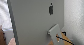 Mint
													Apple Studio Display 2022 - Standard Glass, Tilt Adjustable Stand, photo 4 of 6