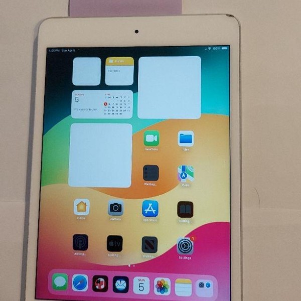 Apple iPad Mini 5th Gen - Unlocked, 64 GB, Silver