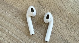 Used
													Apple AirPods 2nd Gen - Wireless Case, photo 6 of 6