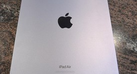 Good
													Apple iPad Air 5th Gen - Wi-Fi, Purple, 256 GB, A2588, photo 3 of 12