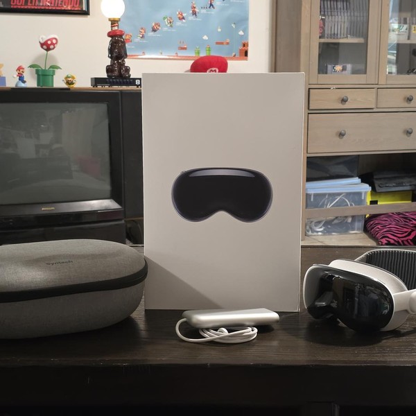 Apple Vision Pro - 256 GB