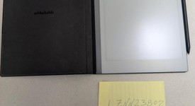 Mint
													reMarkable 2, photo 1 of 7