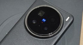 Good
													Vivo X200 Pro - Unlocked Non-US, Black, 512 GB, 16 GB, photo 5 of 12