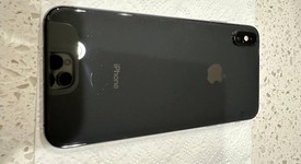 Good
													Apple iPhone Xs Max - Unlocked, Gray, 256 GB, A1921, photo 4 of 13