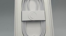 Mint
													Apple iPhone 16 Pro Max - Unlocked, White, 256 GB, A3084, photo 3 of 7