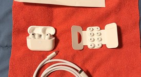 Used
													Apple AirPods Pro 3, photo 1 of 7