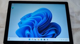 Good
													Microsoft Surface Pro 7 - I7, Black, 256 GB, 16 GB, photo 3 of 10