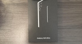 New
													Samsung Galaxy S25 Ultra - Unlocked Non-US, Black, 256 GB, 12 GB, SM-S938B/DS, photo 1 of 2