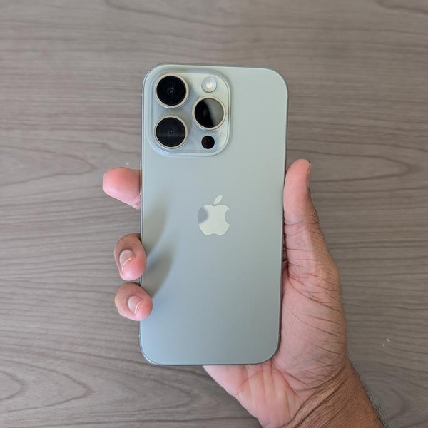 Apple iPhone 16 Pro - Unlocked, 256 GB, Natural, A3083