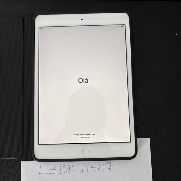 Apple iPad Mini 2 Retina - Wi-Fi, 32 GB, White