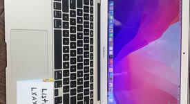 Good
													MacBook Air 2017 - 13" - I5, Silver, 128 GB, 8 GB, photo 1 of 5
