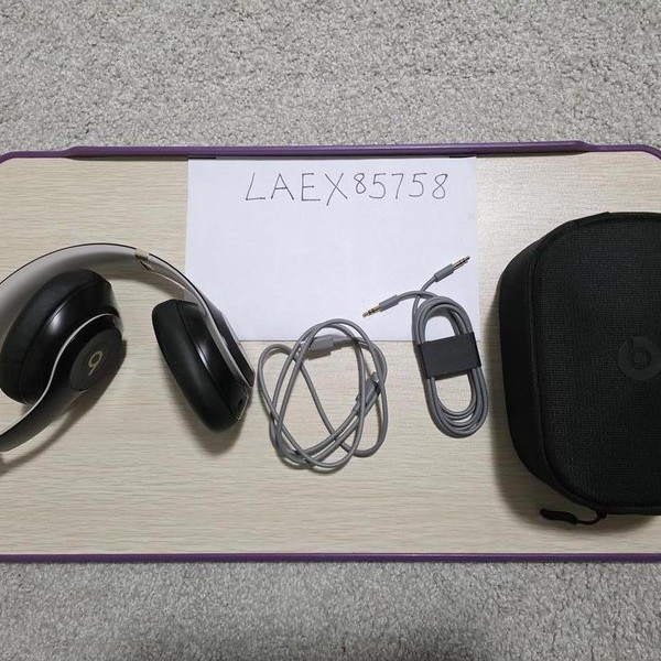 Beats Studio Pro - Black