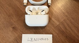 Used
													Apple AirPods Pro - Wireless Case, photo 1 of 6