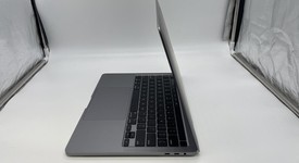 Good
													MacBook Pro 2020 - 13" - I5, Gray, 1 TB, 16 GB, photo 5 of 7