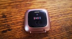 Mint
													Fitbit Versa 2 - Rose Gold, photo 3 of 9