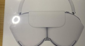 New
													Apple AirPods Max - Silver, photo 4 of 6
