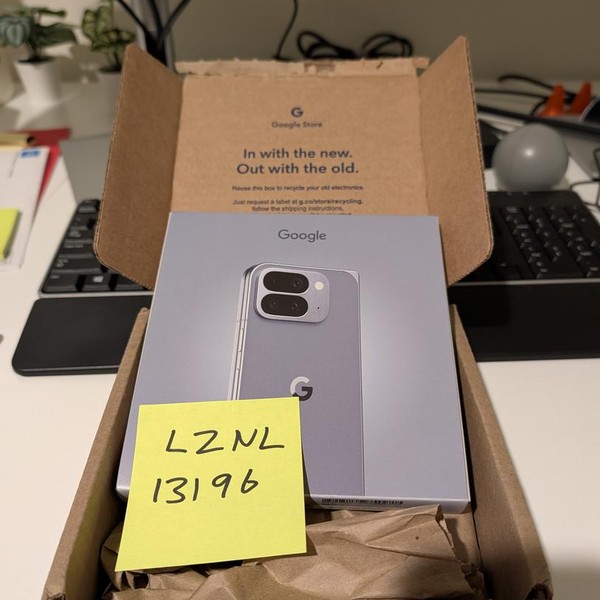 Google Pixel 10 Pro Fold - Unlocked, 256 GB, Moonstone, GU0NP