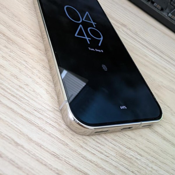 Google Pixel 10 Pro - Unlocked, 128 GB, Porcelain, G4QUR