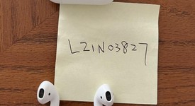 Used
													Apple AirPods 2nd Gen - Lightning Case, photo 2 of 6