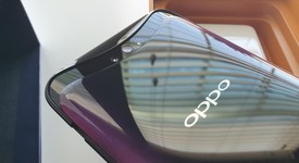 Mint
													Oppo Find X - Unlocked Non-US, Burgundy, 128 GB, 8 GB, photo 6 of 6