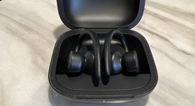 Used
													Beats Powerbeats Pro - Black, photo 3 of 3