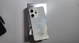 Mint
													Oppo Reno14 Pro - Unlocked Non-US, White, 256 GB, 12 GB, photo 6 of 6