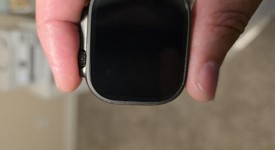 Good
													Apple Watch Ultra 2 49mm - Unlocked, Black, A2986, photo 4 of 9