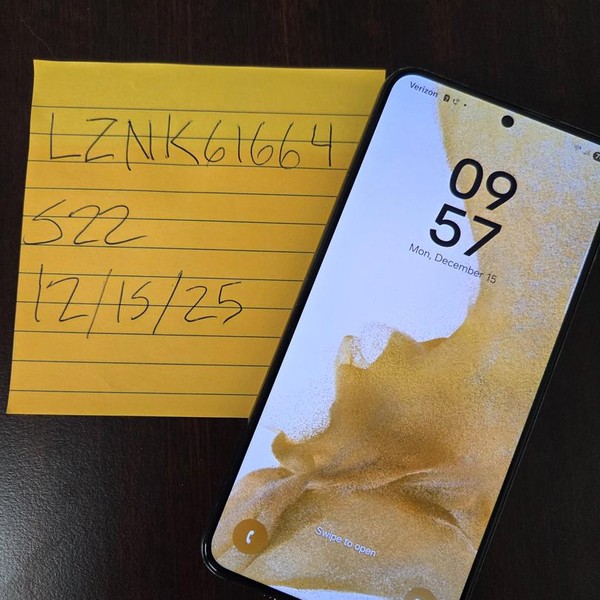 Samsung Galaxy S22 - Verizon, 128 GB, Black, 8 GB, SM-S901U