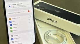 Good
													Apple iPhone 13 - Unlocked, Midnight, 128 GB, A2482, photo 4 of 11