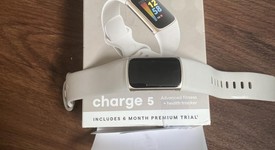 Good
													Fitbit Charge 5 - Platinum, photo 3 of 6