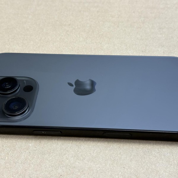 Apple iPhone 16 Pro - Unlocked, 512 GB, Black, A3083