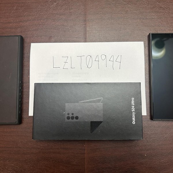 Samsung Galaxy S24 Ultra - Unlocked, 512 GB, Black, 12 GB, SM-S928U1