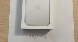 New
													Apple iPhone 17 Pro Max - Unlocked Non-US, Silver, 1 TB, A3527, photo 3 of 3